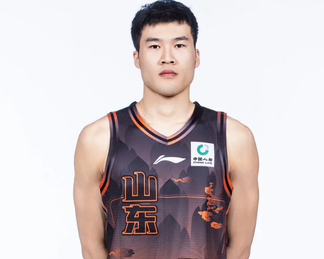 布朗森是历史最伟大的尼克斯球员？美媒论调遭狂怼